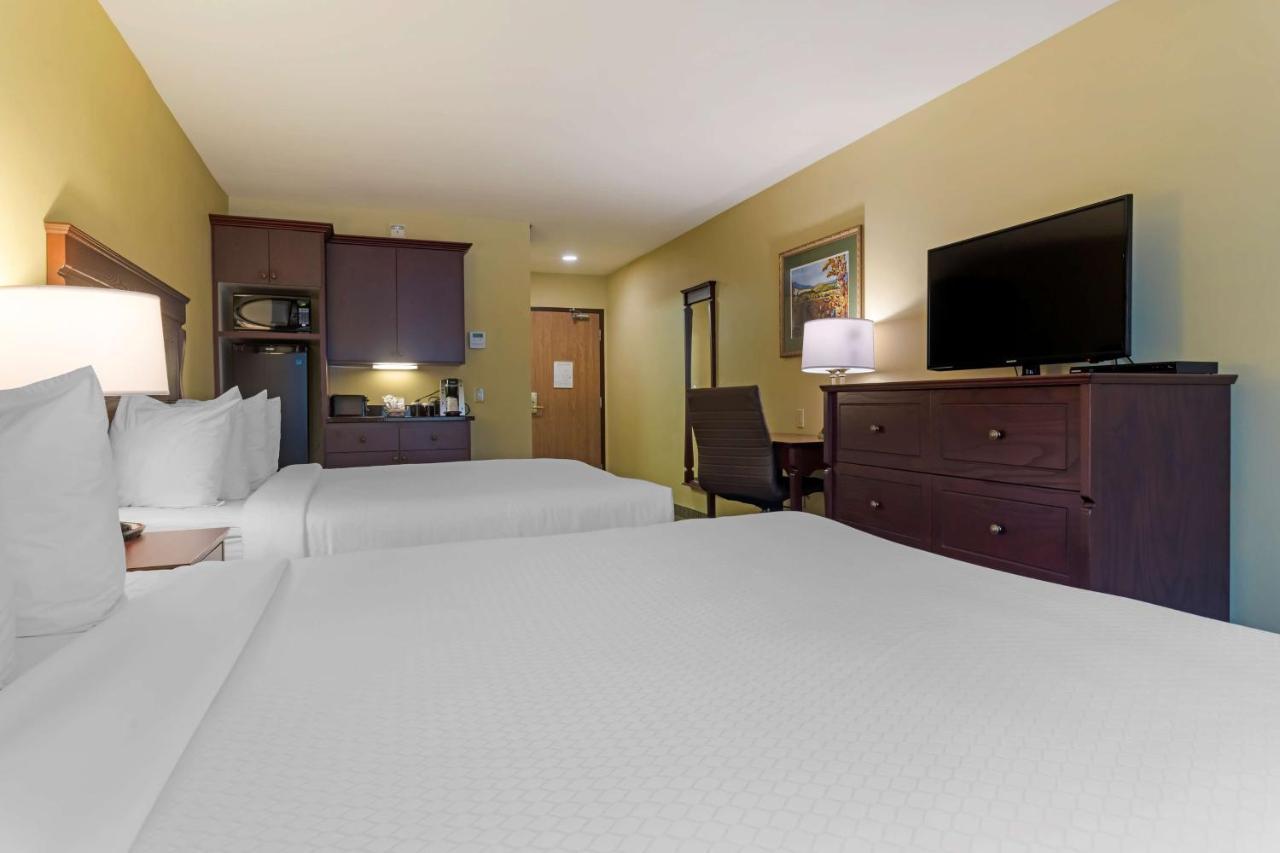Best Western Plus Grand-Sault Hotel & Suites Екстер'єр фото