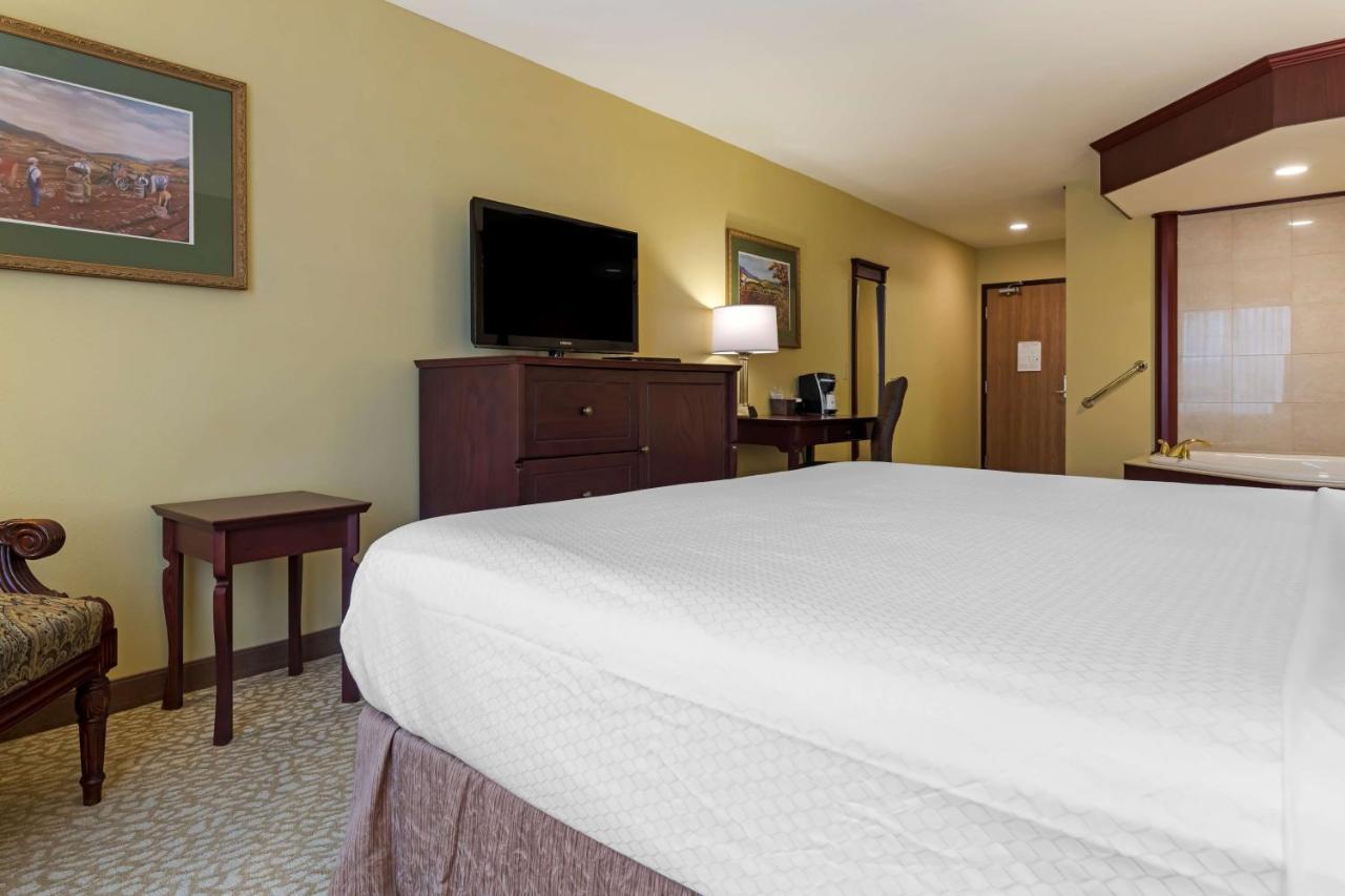 Best Western Plus Grand-Sault Hotel & Suites Екстер'єр фото