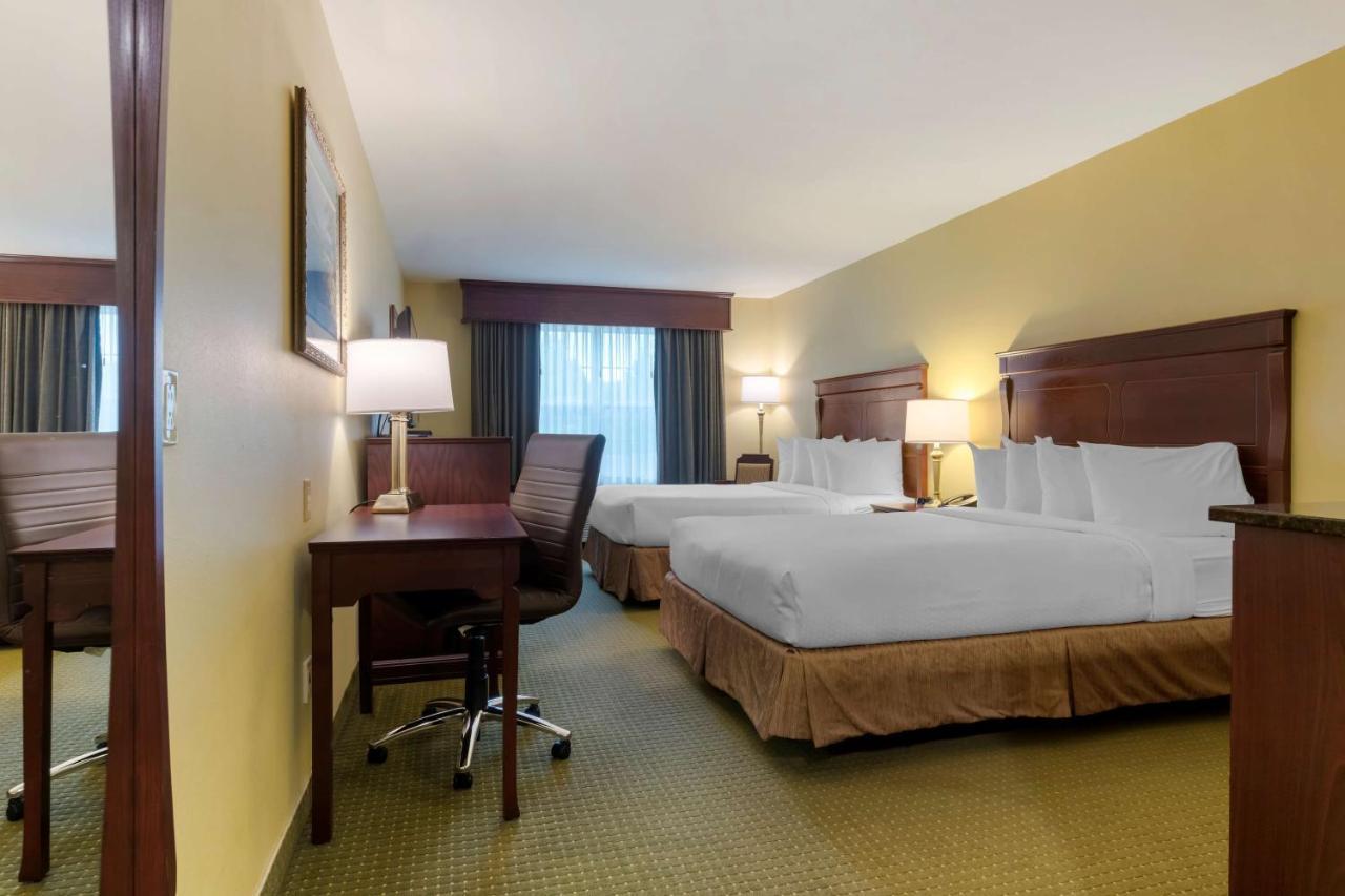 Best Western Plus Grand-Sault Hotel & Suites Екстер'єр фото
