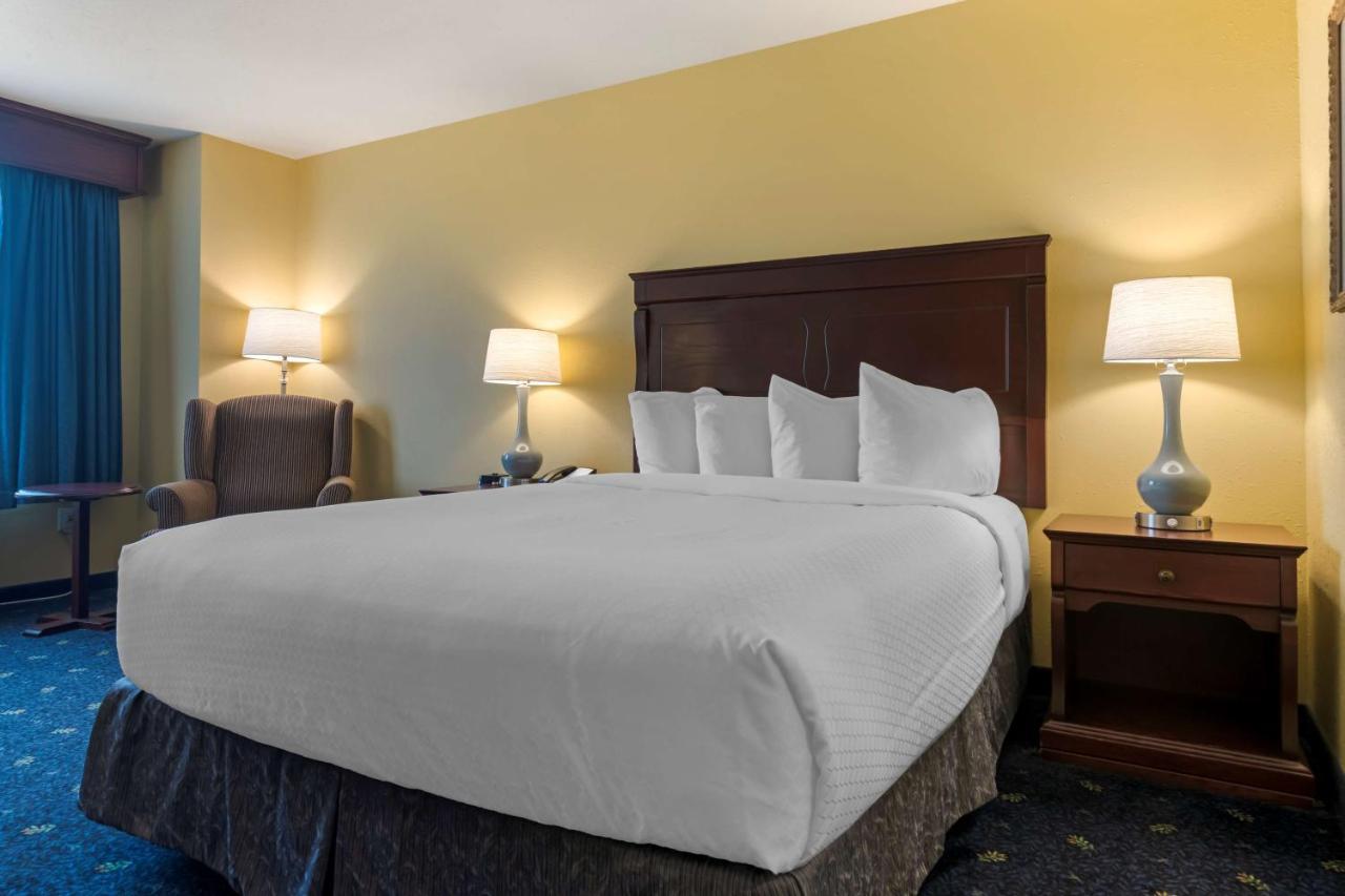 Best Western Plus Grand-Sault Hotel & Suites Екстер'єр фото