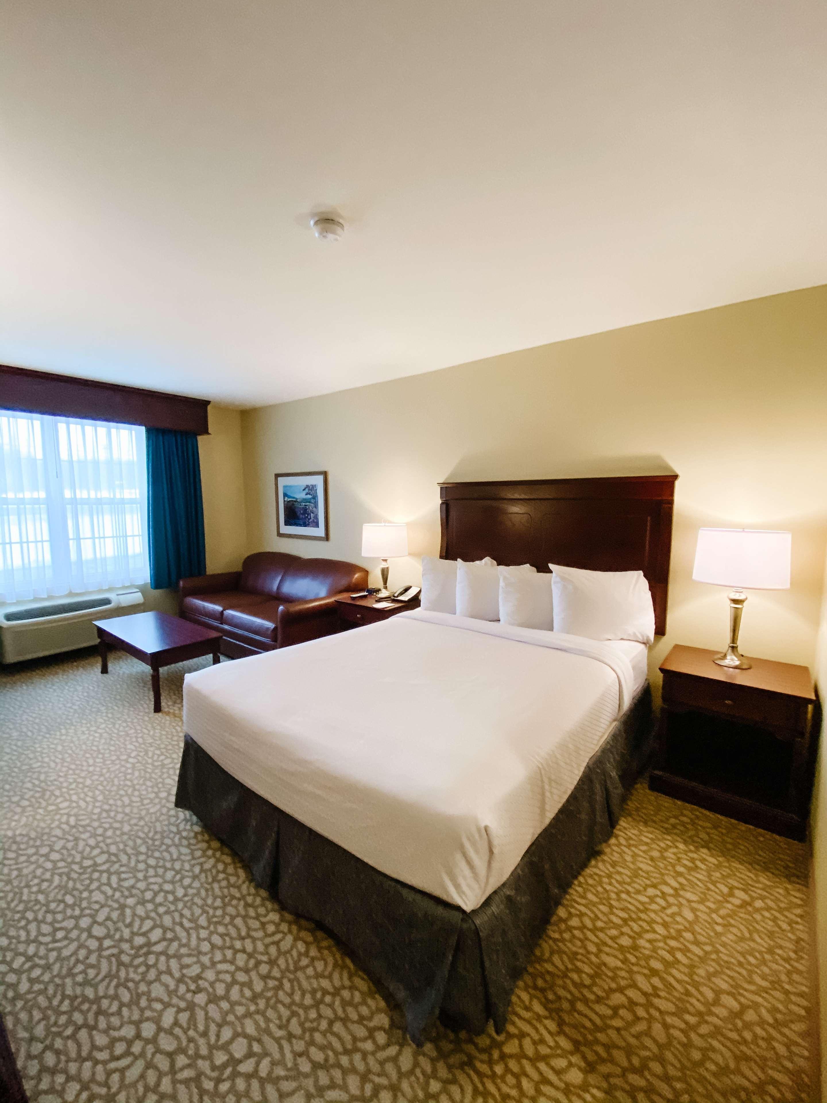 Best Western Plus Grand-Sault Hotel & Suites Екстер'єр фото
