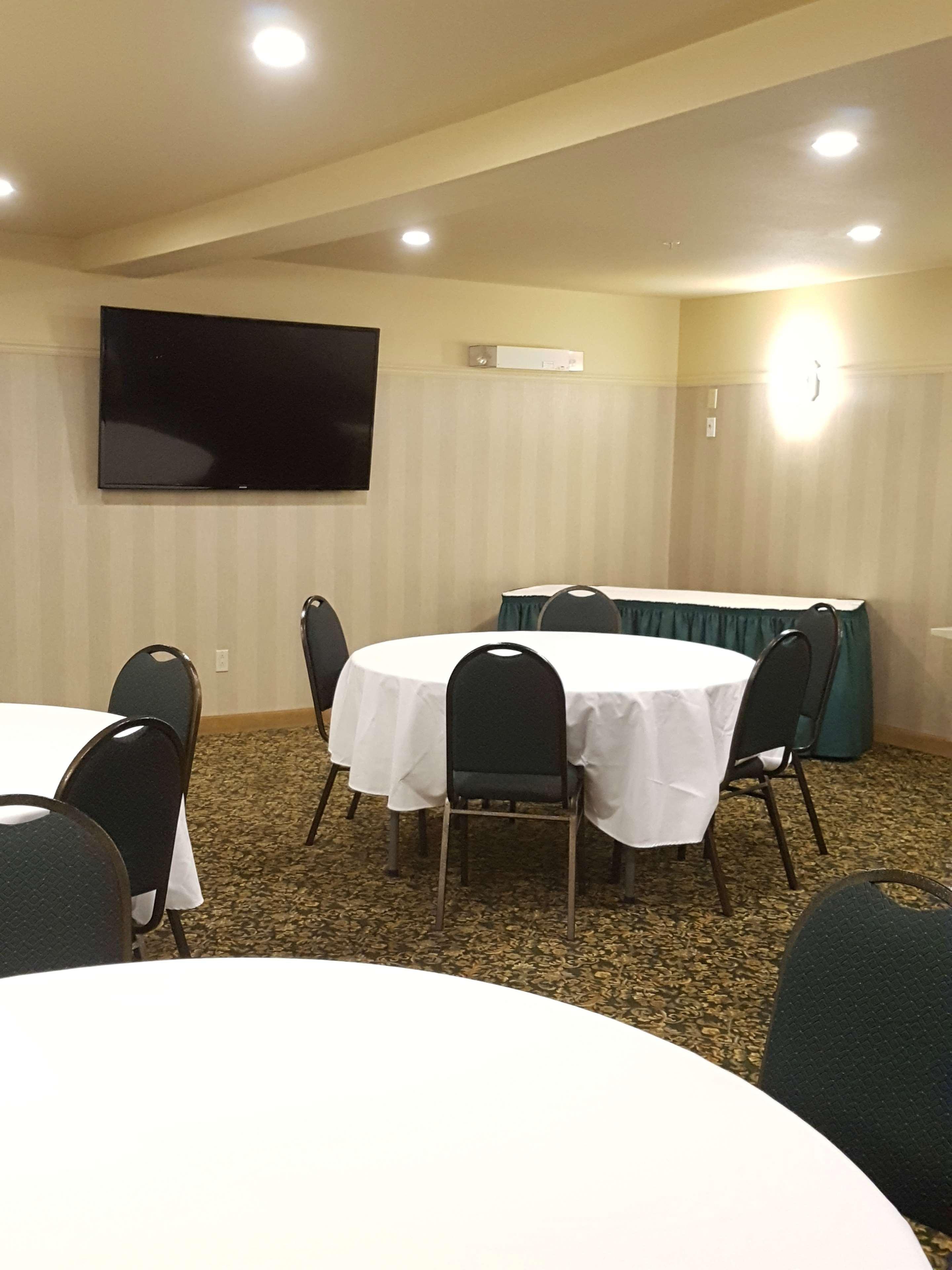 Best Western Plus Grand-Sault Hotel & Suites Екстер'єр фото